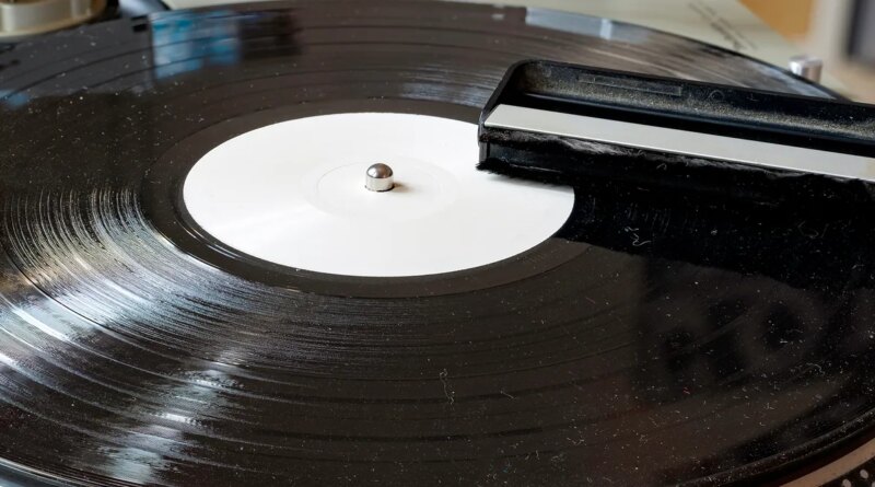 How to Clean Your Vinyl Records (Because They're Filthy!)