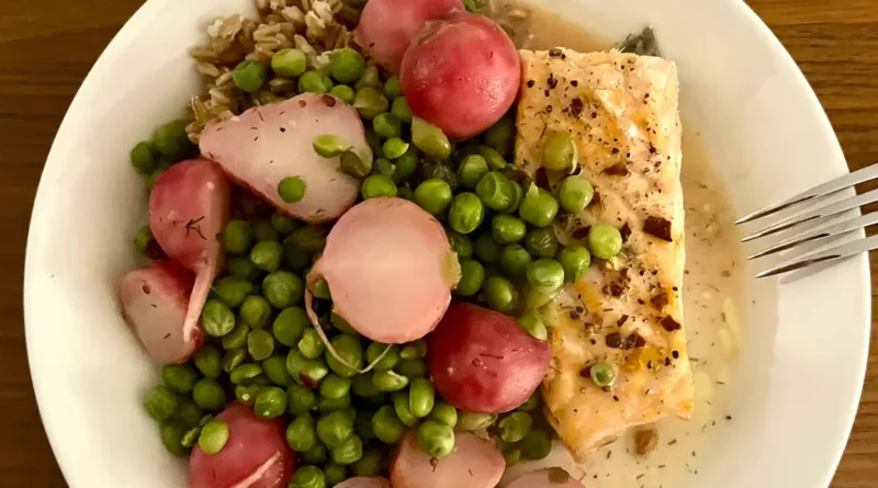 I asked ChatGPT to tweak my diet to lose fat and gain muscle. It spotted the habits holding me back.