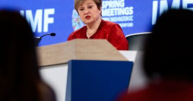 IMF chief warns of 'tough times' if oil prices stay high