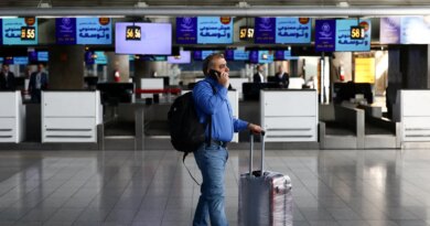 Iran resumes commercial flights from Tehran airport
