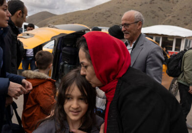 Iranians Live With Pain and Powerlessness, Beneath a Smooth Veneer
