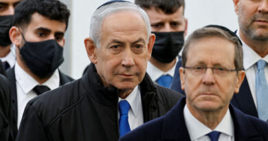Israel's president says he wants a deal reached in Netanyahu case before pardon decision