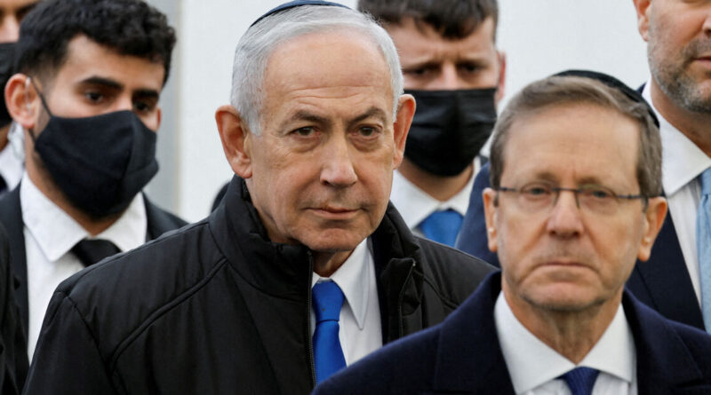 Israel's president says he wants a deal reached in Netanyahu case before pardon decision
