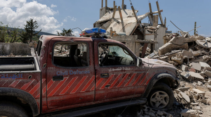Israeli strikes wound journalist, trap another under rubble in southern Lebanon