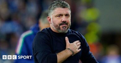 Gennaro Gattuso places his hand on his chest