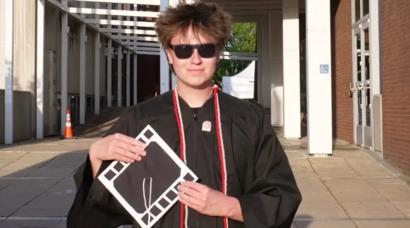 I'm a recent college grad living with my parents. It's been nearly impossible to even get a part-time job.