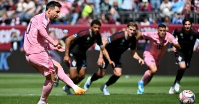 Lionel Messi in action.