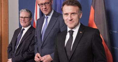 Macron, Starmer rally allies to mull Hormuz mission