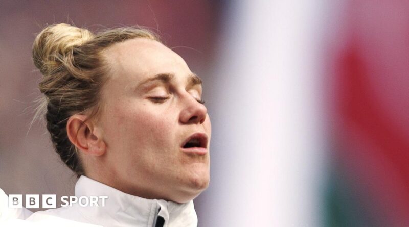 Meg Jones on the attack for England against Scotland