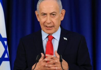 Netanyahu requests delay in his corruption trial testimony