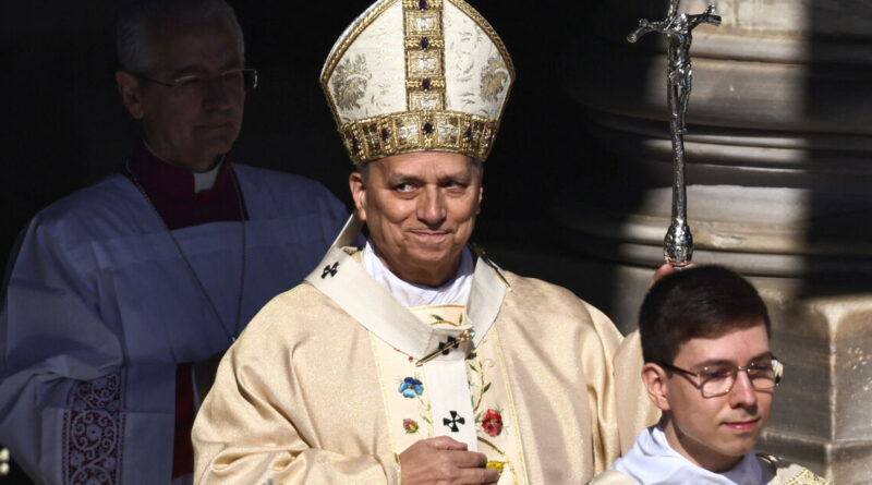 On Easter, Pope Leo urges world leaders to end wars, renounce conquest