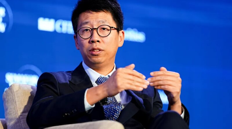 Once close enough for an acquisition, Stripe and Airwallex are now going after each other | TechCrunch