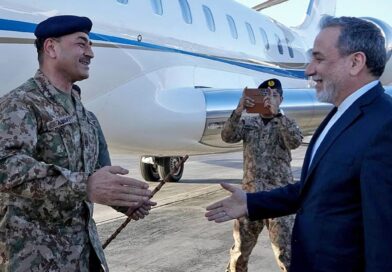 Pakistan's military chief takes lead on US-Iran talks in diplomatic blitz