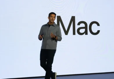 Palmer Luckey dug up an old tech relic with ties to Apple's new CEO