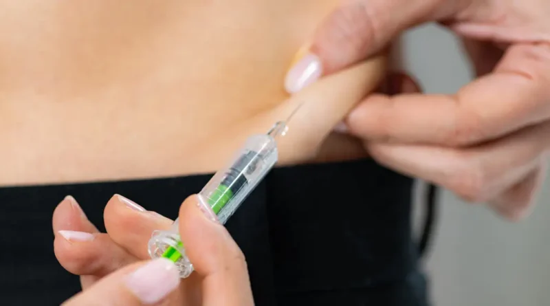 People are injecting peptides for weight loss and longevity. Doctors are alarmed at the side effects.