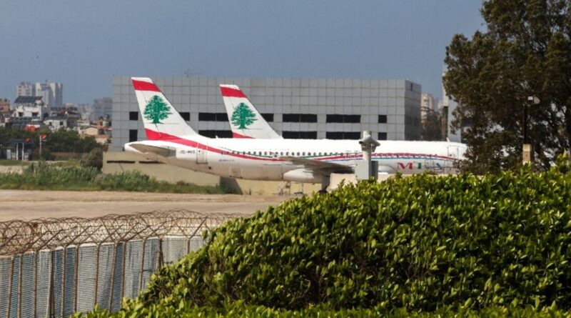 Planes fly from Beirut airport despite Israeli bombing