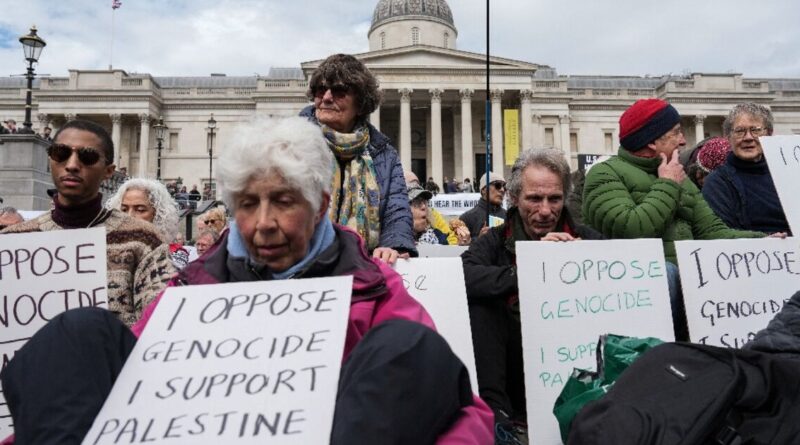 Scores arrested at pro-Palestinian rally in London Scores arrested at pro-Palestinian rally in London