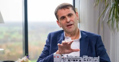 The chip industry's most important company is cutting managers. This doc shows how.