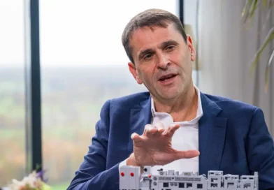 The chip industry's most important company is cutting managers. This doc shows how.