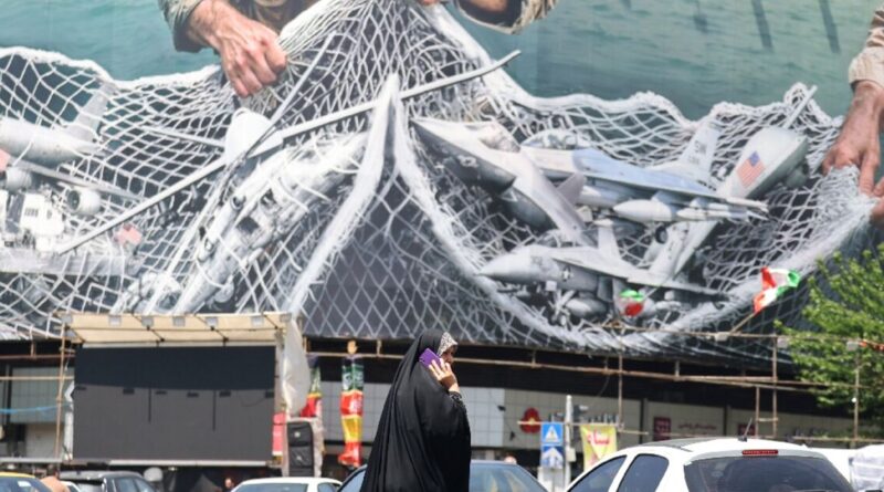 Trump warns Iran better 'get smart soon' and accept nuclear deal