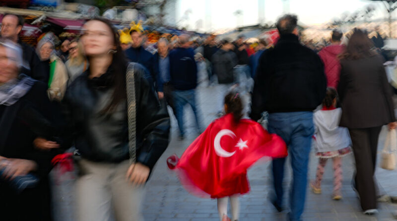 Turkey Passes Legislation to Bar Children Under 15 From Social Media