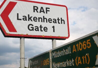 UK police arrest protesters near base used by US