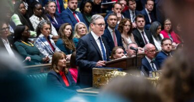 Video: Keir Starmer Addresses Parliament on Mandelson Vetting Process
