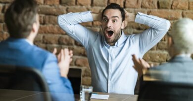 While other CEOs freeze entry-level roles, this AI founder is hiring Gen Z with zero experience | Fortune