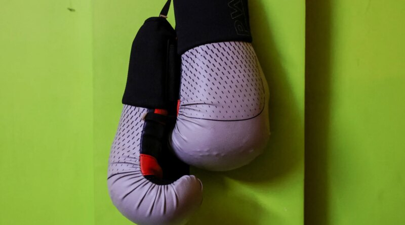 World Boxing allows Russian, Belarusian boxers to compete as neutrals