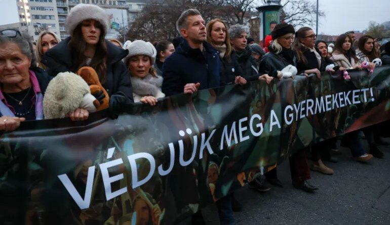 Peter Magyar, leader of Hungary's opposition Tisza party, attends a protest march organised by Tisza over a case of abuse at a juvenile detention centre, amid an ongoing investigation, in Budapest, Hungary, December 13, 2025. REUTERS/Bernadett Szabo TPX IMAGES OF THE DAY
