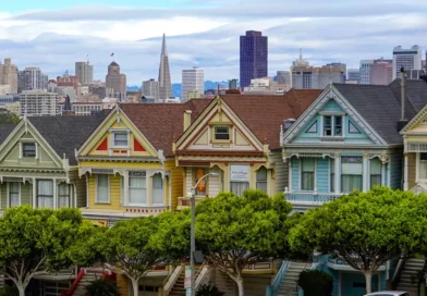 A VC's viral tweet has people debating if $500K in San Francisco means you're destined for the 'permanent underclass'