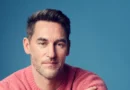 A nutritionist stocks up on 12 ingredients to effortlessly add protein, fiber, and vitamins to his meals