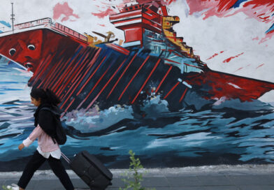 Analysis-Three months in, is Trump losing the Iran war?