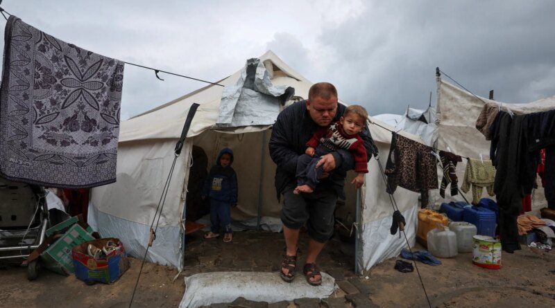 As summer approaches, skin diseases spread through Gaza’s refugee camps
