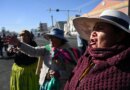 Bolivia launches early-morning crackdown on roadblocks outside La Paz Bolivia launches early-morning crackdown on roadblocks outside La Paz