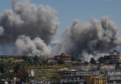 Deadly Israeli strikes pound south, east Lebanon Deadly Israeli strikes pound south, east Lebanon