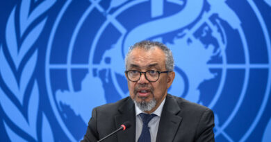 Ebola Outbreak Is Unlikely to Become Global Threat, W.H.O. Says

