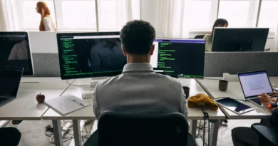 Ex-Snowflake CRO says top engineers don't want this booming AI job
