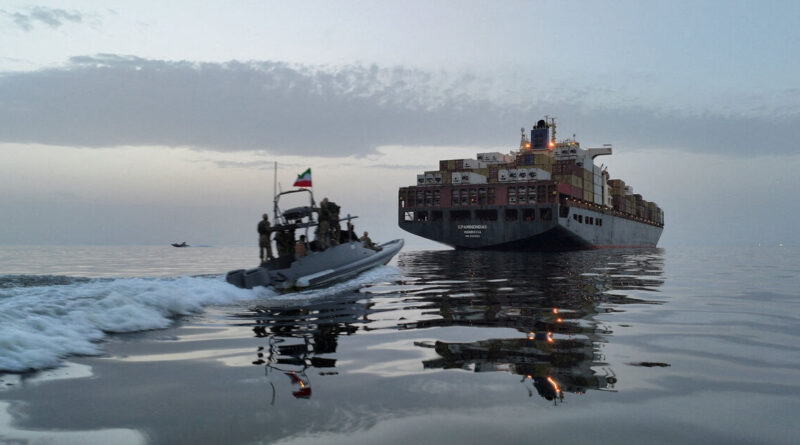 Exclusive-Iraq, Pakistan strike energy deals with Iran as Tehran flexes Hormuz control