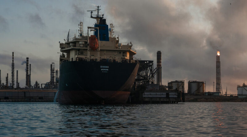 Exxon Is Nearing a Deal to Pump Oil in Venezuela, Marking a Victory for Trump