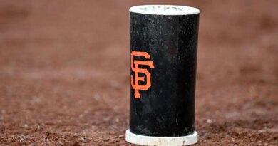 Giants’ Former Backstop, World Series Coach, Dead At 64 After Cancer Battle