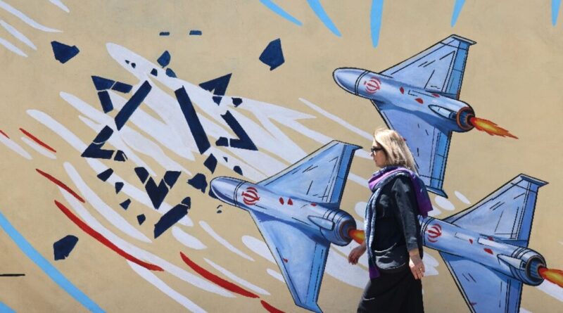 Iran Guards warn of war beyond Mideast as Trump repeats threats