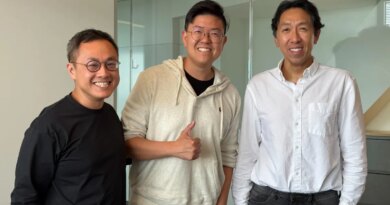 IrisGo, a startup backed by Andrew Ng, looks to become the AI desktop buddy you never knew you needed | TechCrunch
