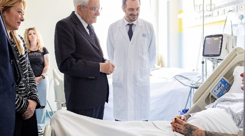 Italian PM meets victims of Modena car incident