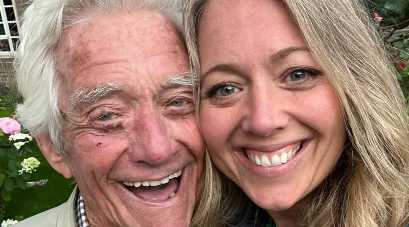 I'm 51 and child-free, and the sole caretaker for my 92-year-old dad. It's taken a toll on my social life.