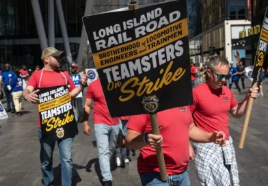 LIRR is set to resume service at midday after cutting a deal to end the strike