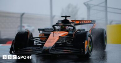 Oscar Piastri during a wet sprint race in Miami in 2025