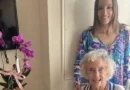 My grandma is 91 and has had the same friends for 60 years. Here are 3 things she taught me.