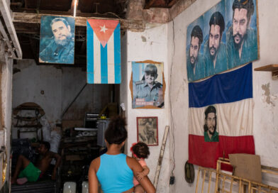 News of U.S. Indictment Slow to Reach Cubans Waiting for a Breakthrough
