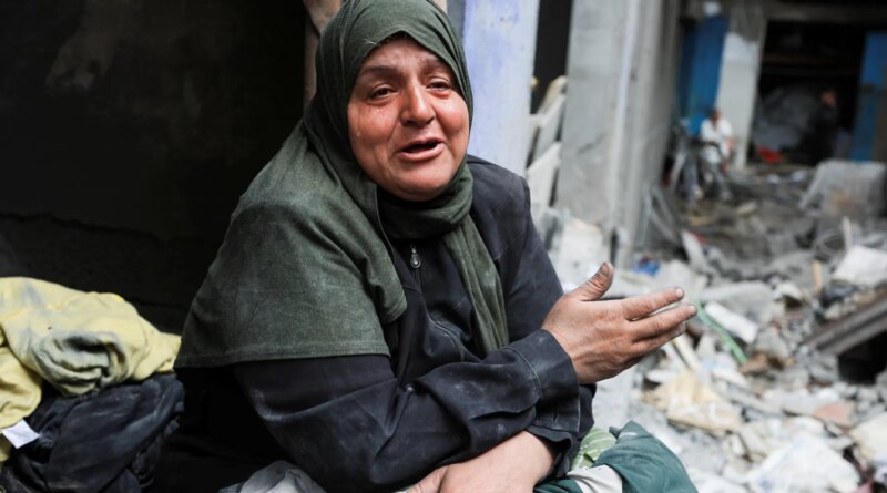 One killed in Gaza as Turkish FM talks peace efforts with Hamas official